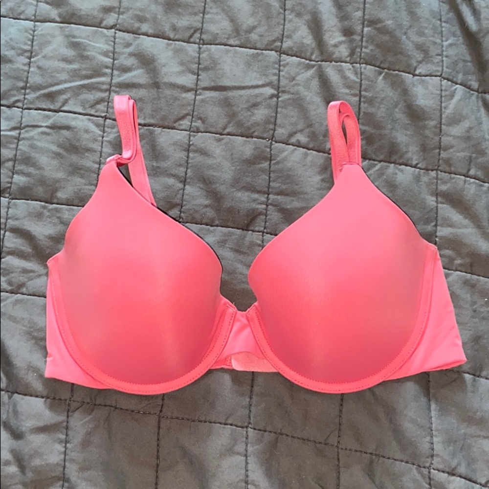 NEW 💫 Victoria’s Secret uplift semi Demi